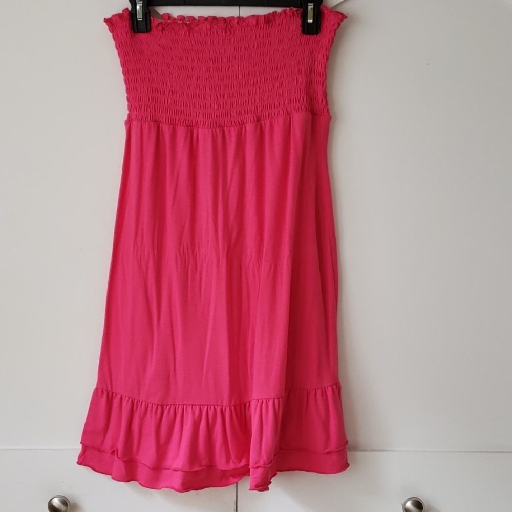 Pink strapless dress